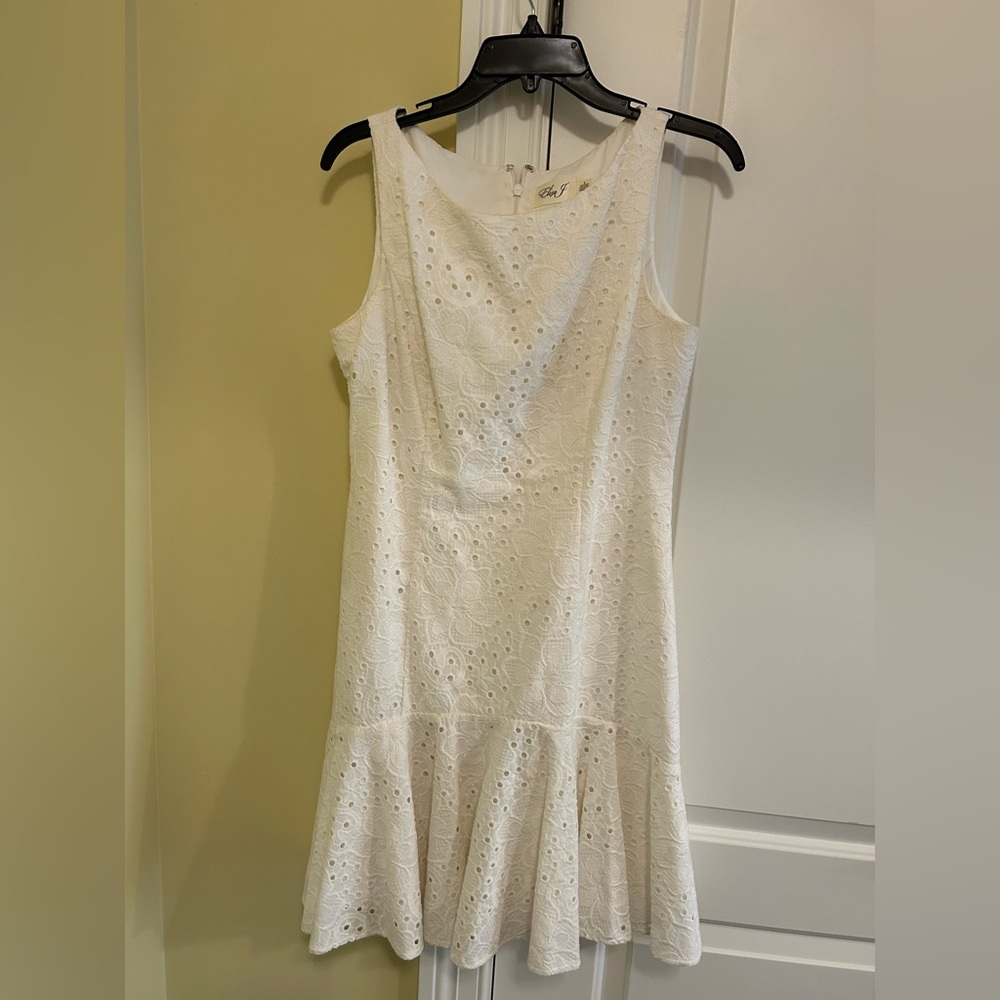 Eliza J size 8 white eyelet dress